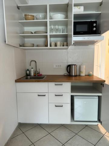 Cozy Flat Near Tivoli Park With Free Parking Apartment Ljubljana Luaran gambar